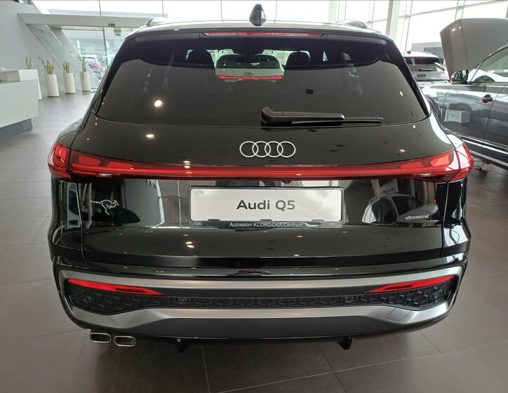 Audi Q5 SUV / Terénní 2,0 l 150 kw