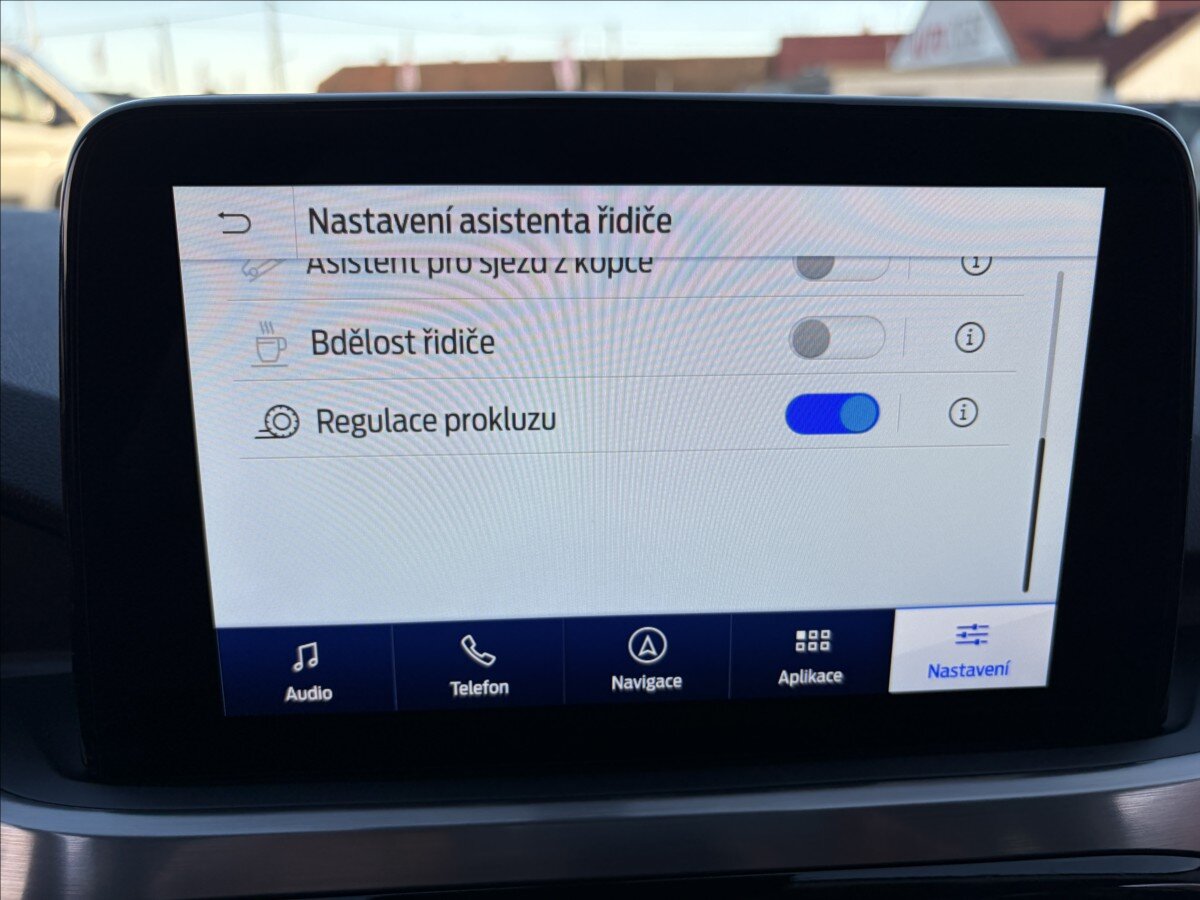 Ford Kuga SUV / Terénní 2,5 l 165 kw