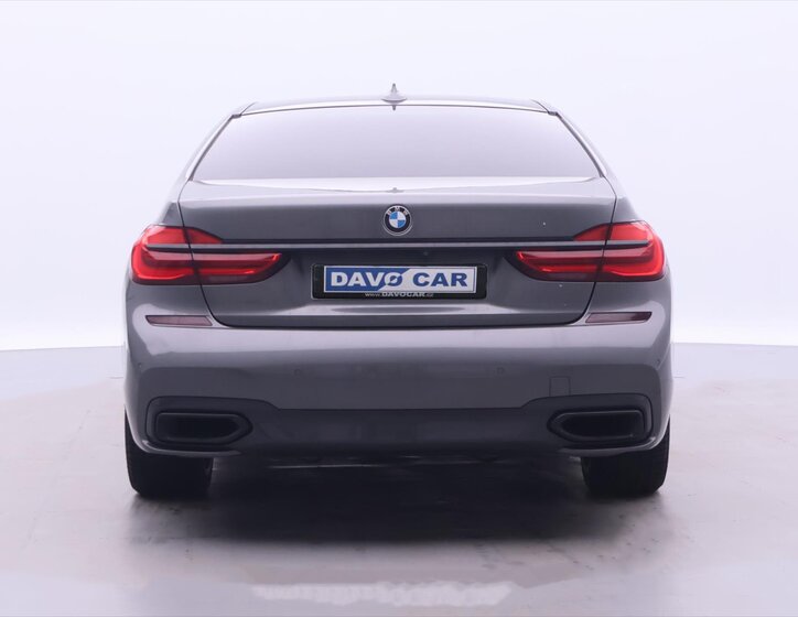 BMW Řada 7 Sedan 4,4 l 330 kw