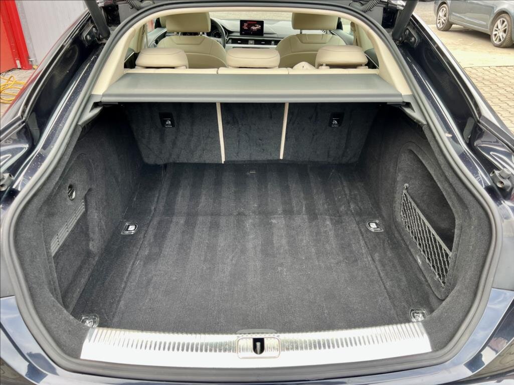 Audi A5 Liftback 296,0 210 kw