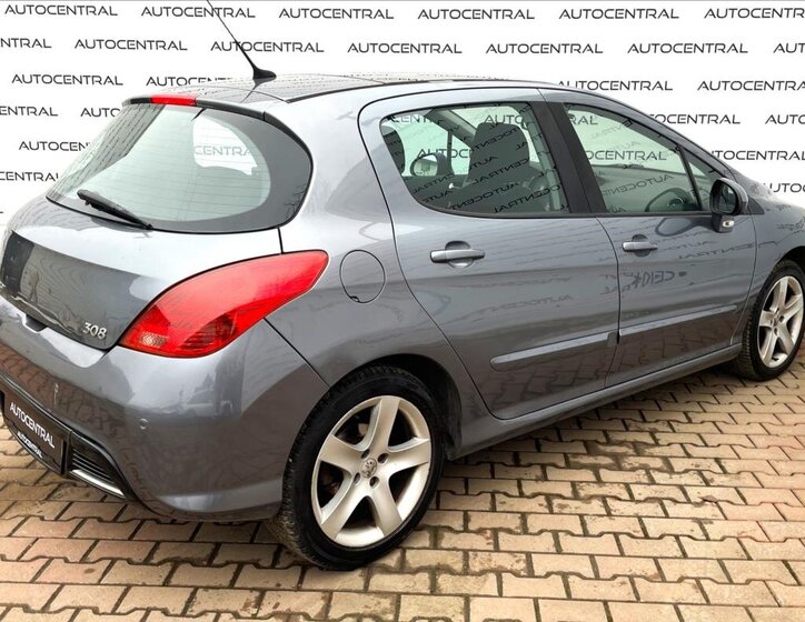 Peugeot 308 4