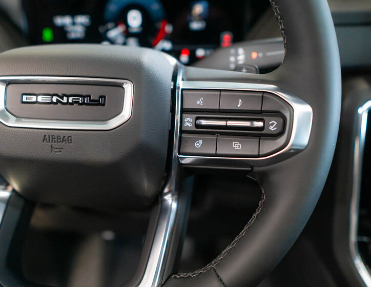 GMC Yukon SUV 6,2 l 313 kw