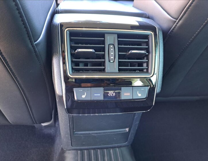 Škoda Superb Kombi 2,0 l 140 kw