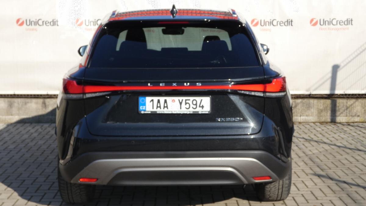 Lexus RX 350h SUV / Terénní 2,5 l 140 kw