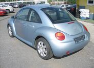 Volkswagen New Beetle 2