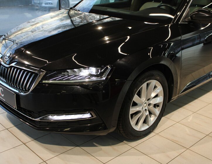 Škoda Superb Kombi 2,0 l 140 kw