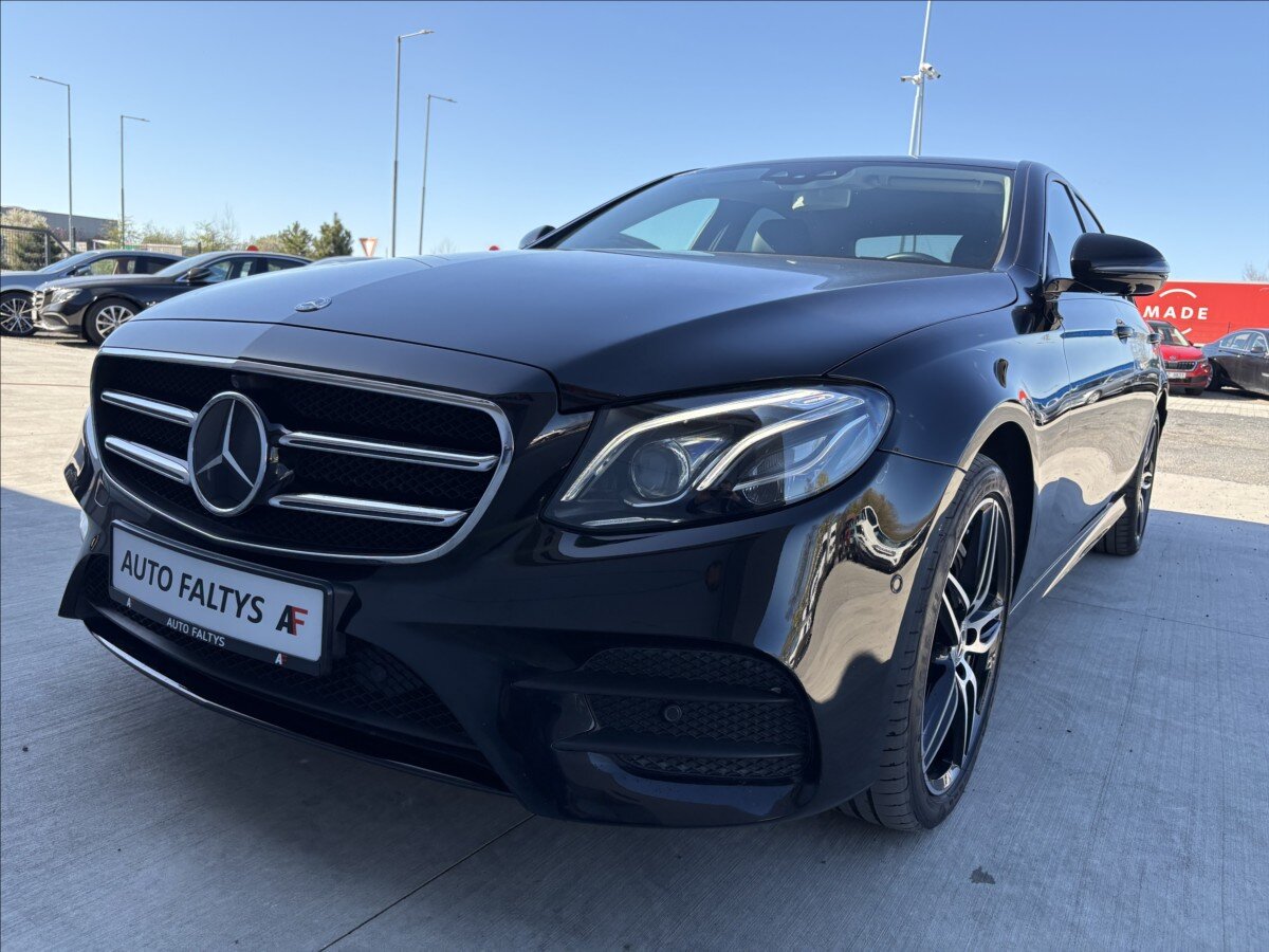 Mercedes-Benz Třídy E Sedan / Limuzína 3,0 l 190 kw