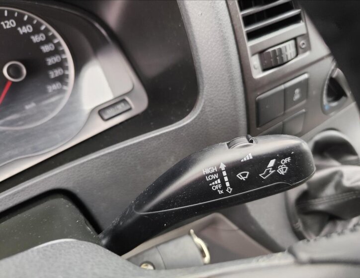 Volkswagen Transporter VAN-Minibus 2,0 l 75 kw