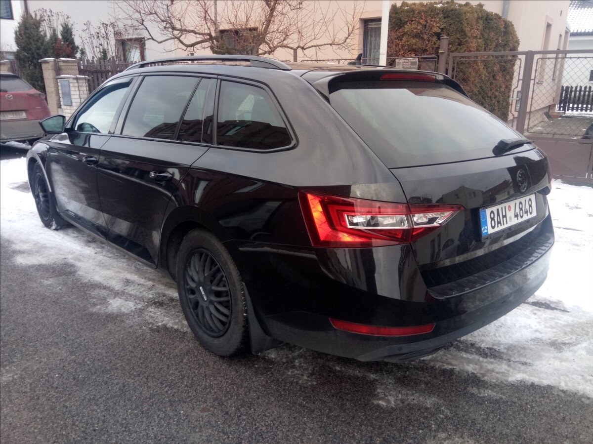 Škoda Superb Kombi 2,0 l 140 kw