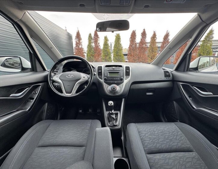 Hyundai ix20 MPV 1,4 l 66 kw