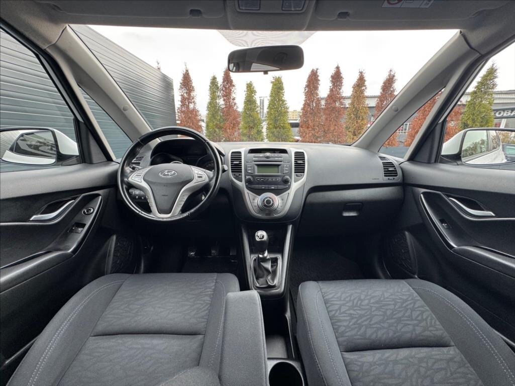 Hyundai ix20 MPV 1,4 l 66 kw
