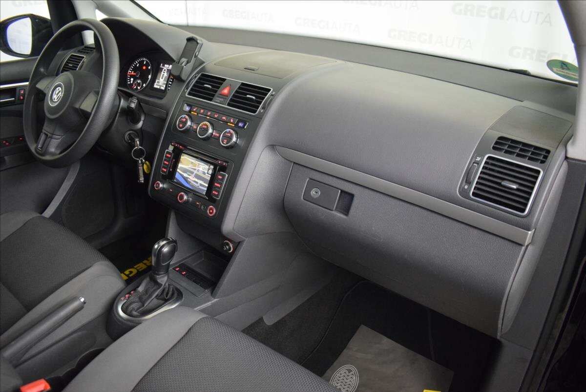 Volkswagen Touran MPV 1,6 l 77 kw