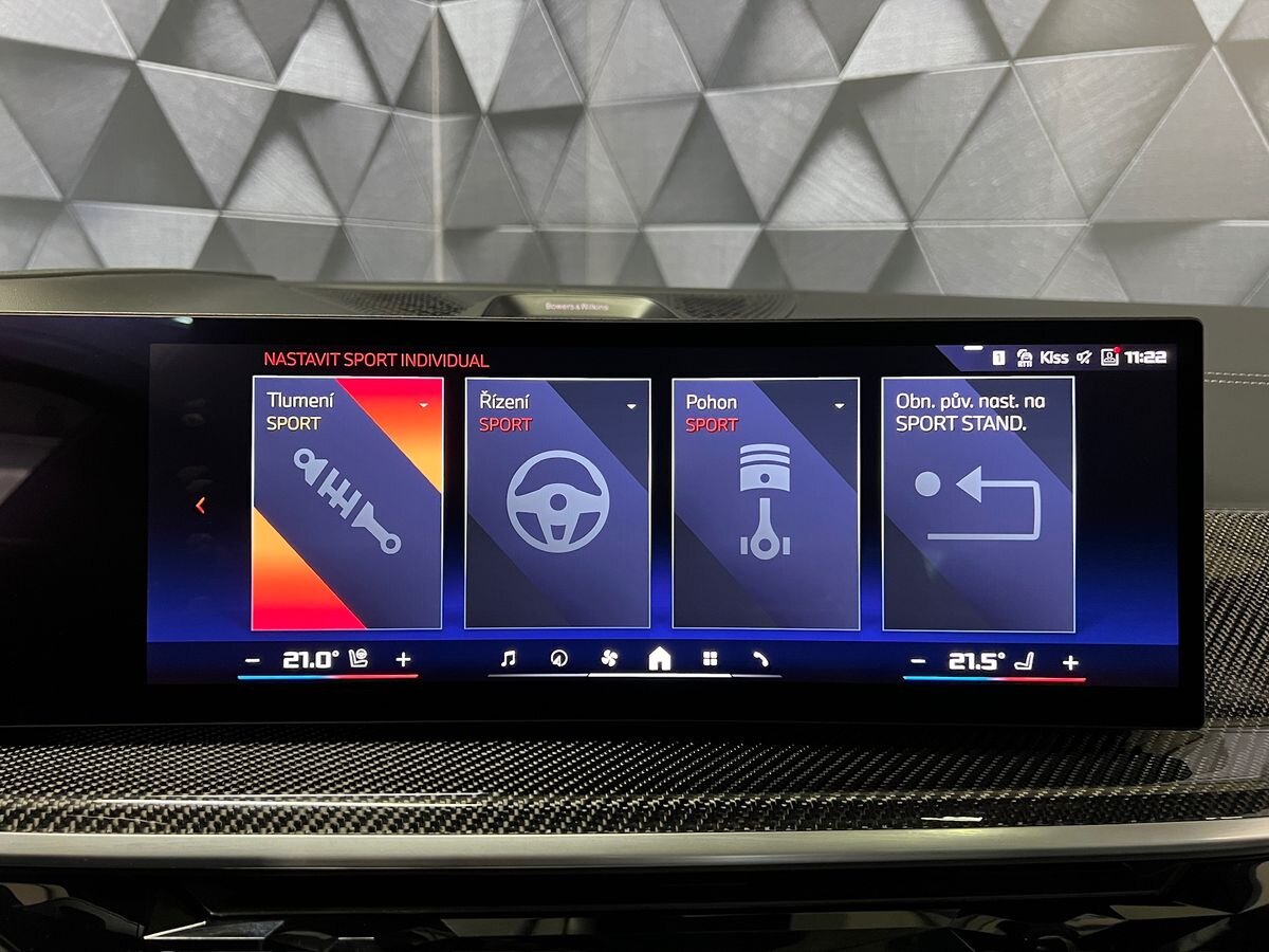 BMW X7 SUV / Terénní 4,4 l 390 kw