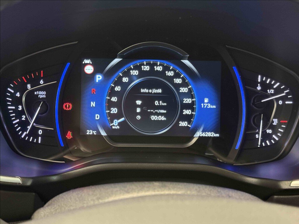 Hyundai Santa Fe SUV / Terénní 2,2 l 147 kw
