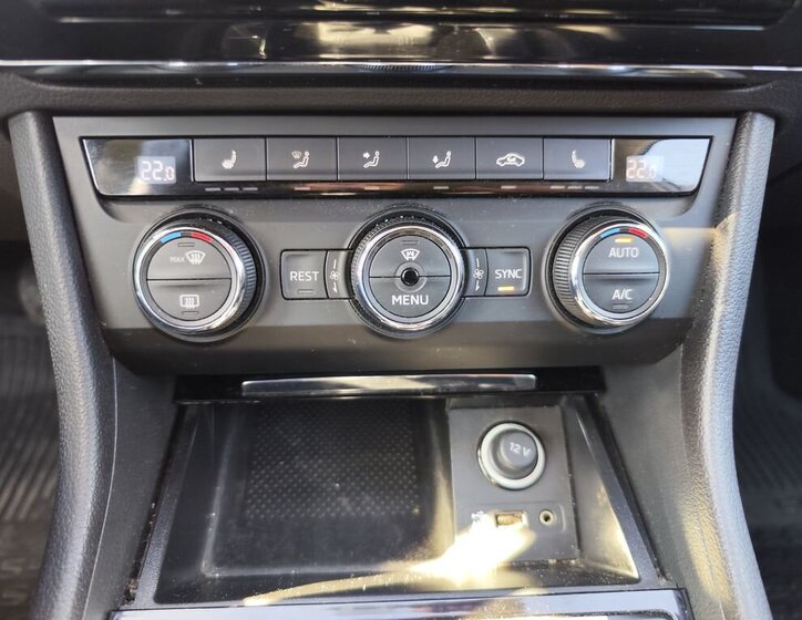 Škoda Superb Kombi 2,0 l 140 kw