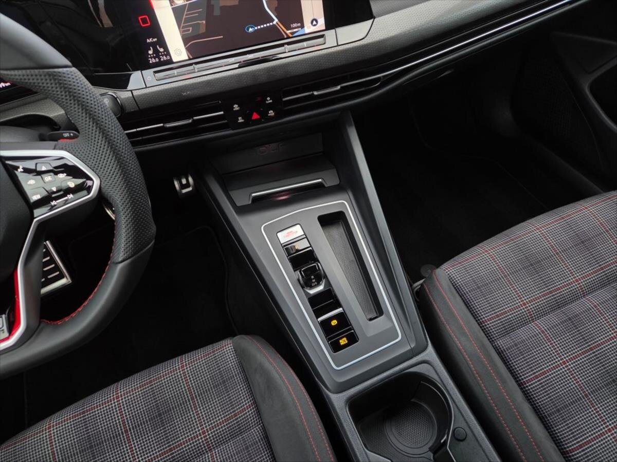 Volkswagen Golf Hatchback 2,0 l 180 kw