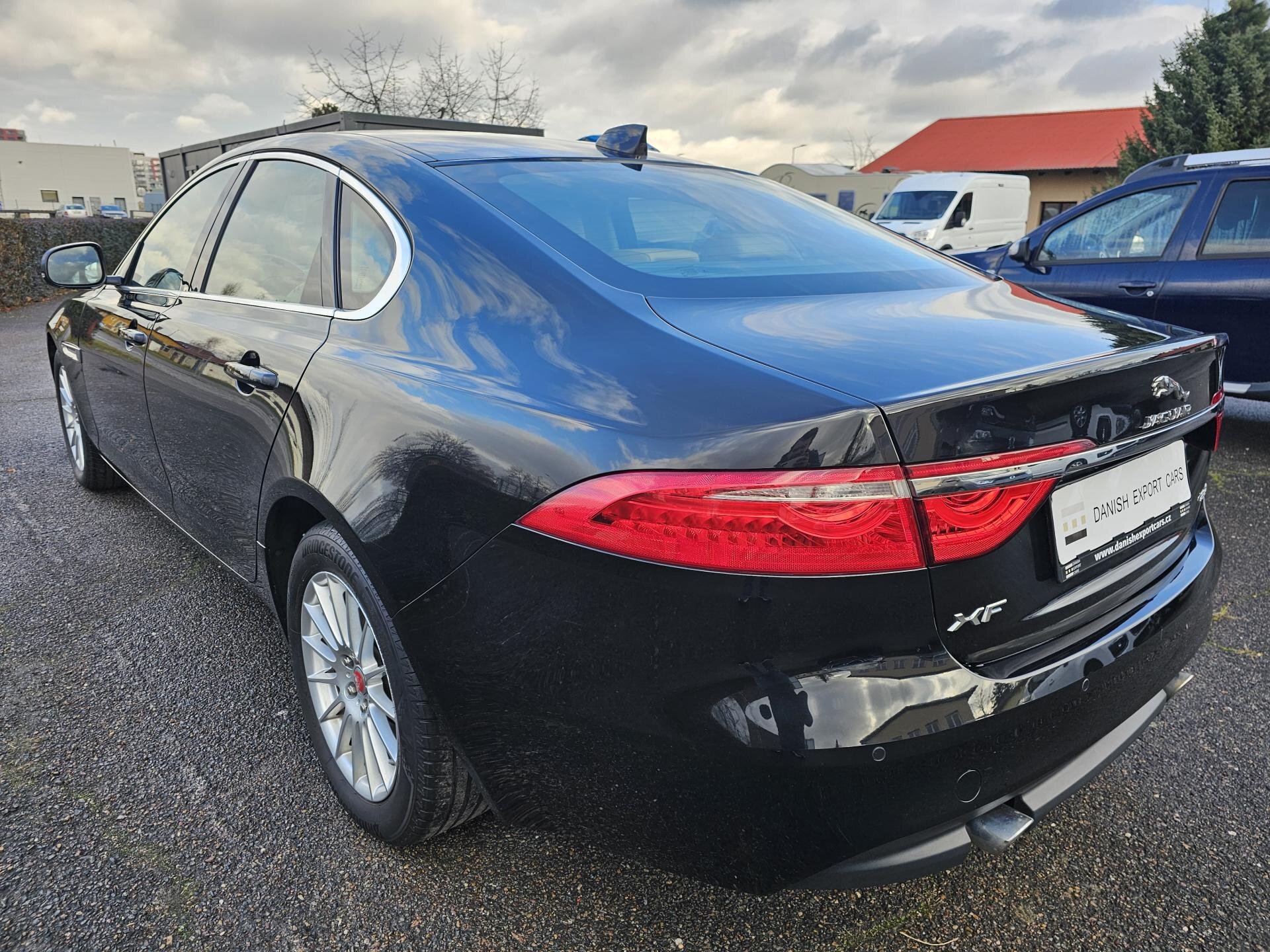Jaguar XF Sedan 2,0 l 177 kw