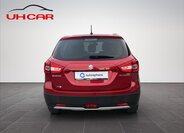 Suzuki SX4 S-Cross 6