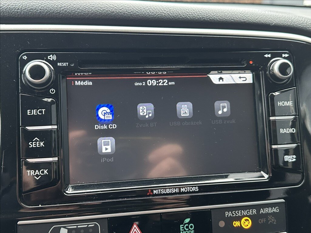 Mitsubishi Outlander SUV 2,0 l 110 kw