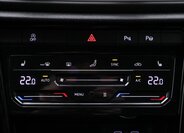 Volkswagen T-Roc SUV / Terénní 2,0 l 110 kw