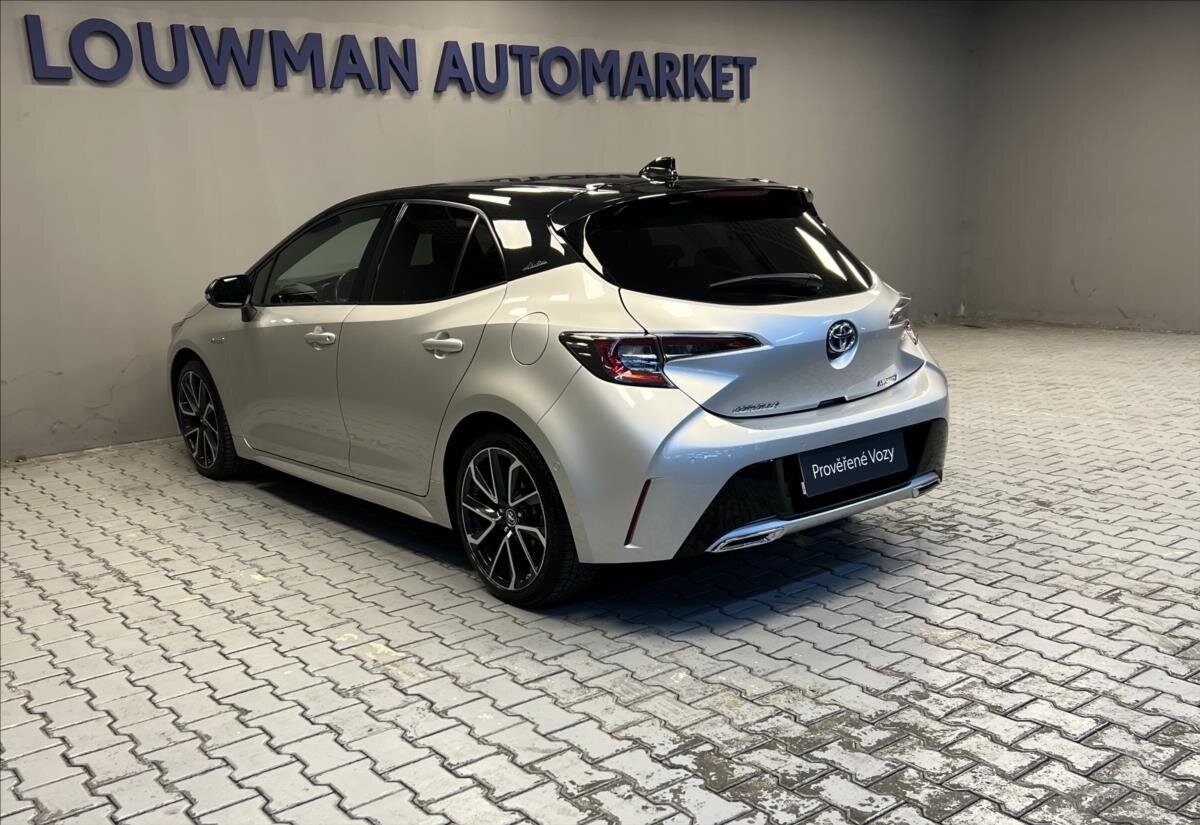 Toyota Corolla Hatchback 2,0 l 112 kw