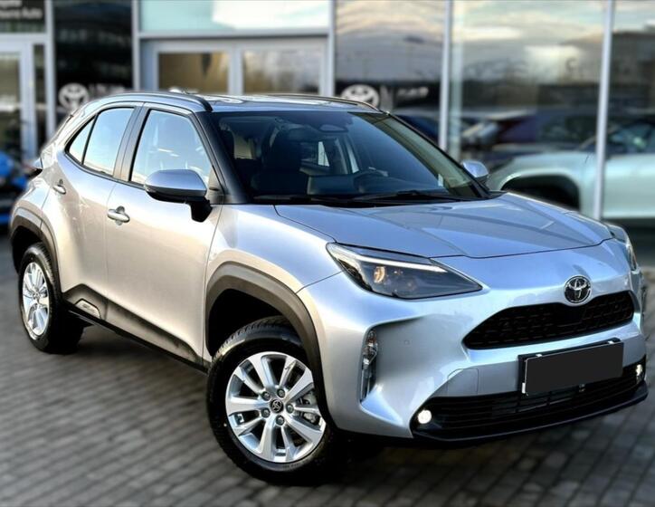 Toyota Yaris Cross 1