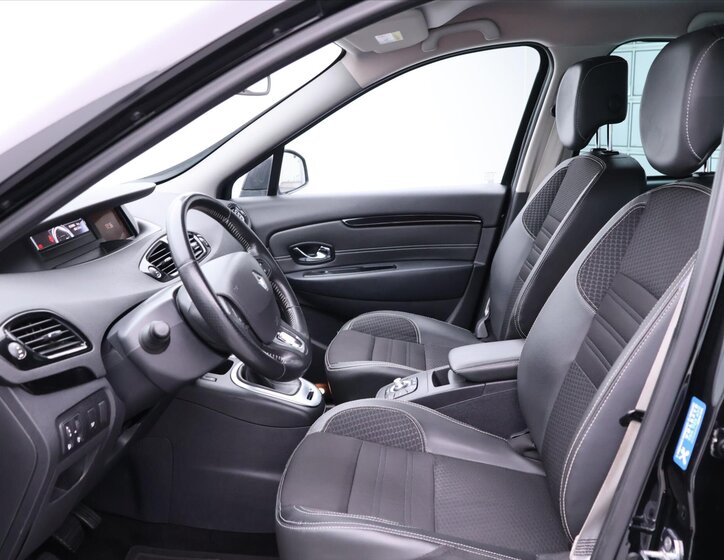 Renault Grand Scénic 12