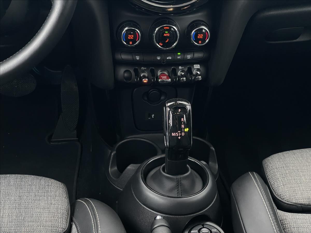 Mini Cooper Hatchback 1,5 l 100 kw