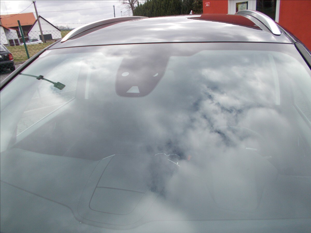 Ford Galaxy MPV 2,0 l 110 kw