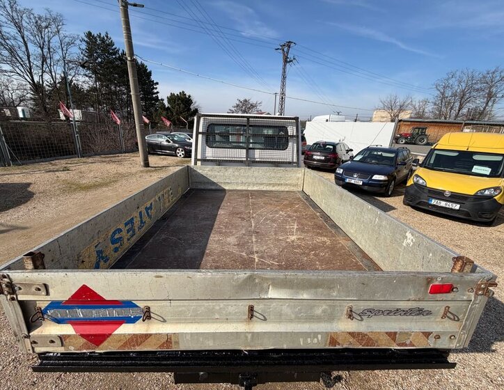 Volkswagen LT Skříň 2,5 l 70 kw