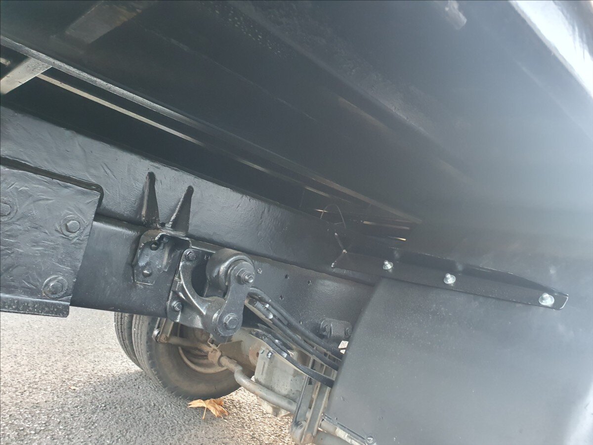 Renault Mascott Sklápěč 3,0 l 110 kw