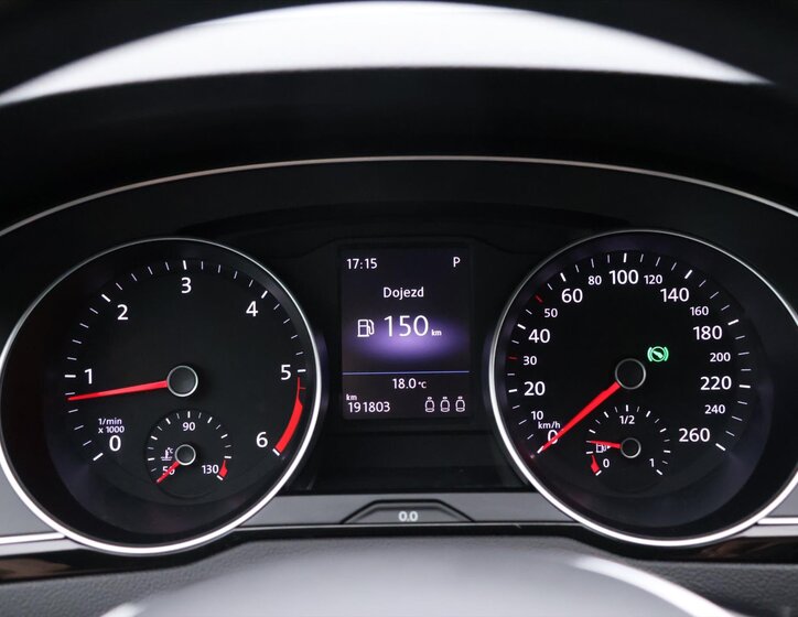 Volkswagen Passat Kombi 2,0 l 140 kw