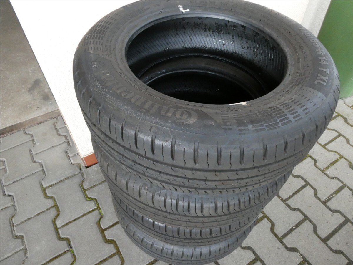 Hyundai i10 Hatchback 998,0 49 kw