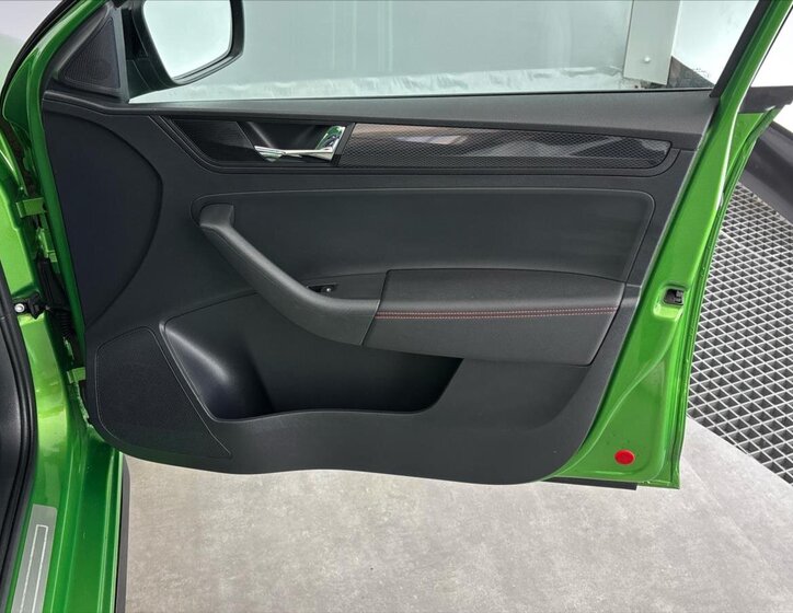 Škoda Rapid Hatchback 999,0 81 kw