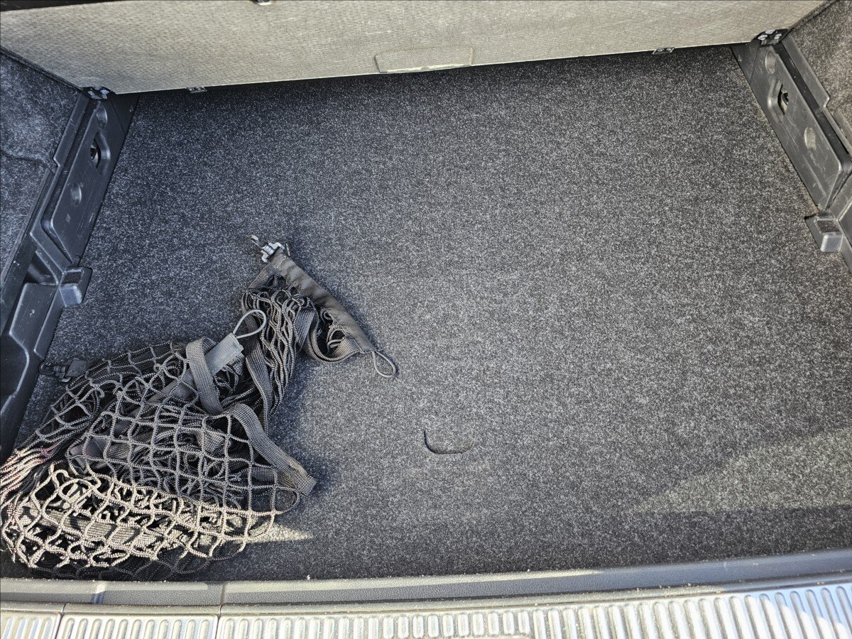 Škoda Superb Kombi 2,0 l 140 kw