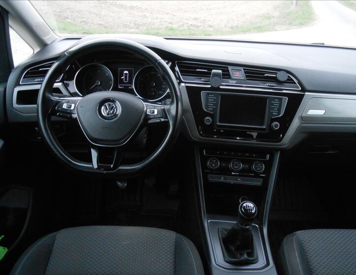Volkswagen Touran Kombi 2,0 l 110 kw