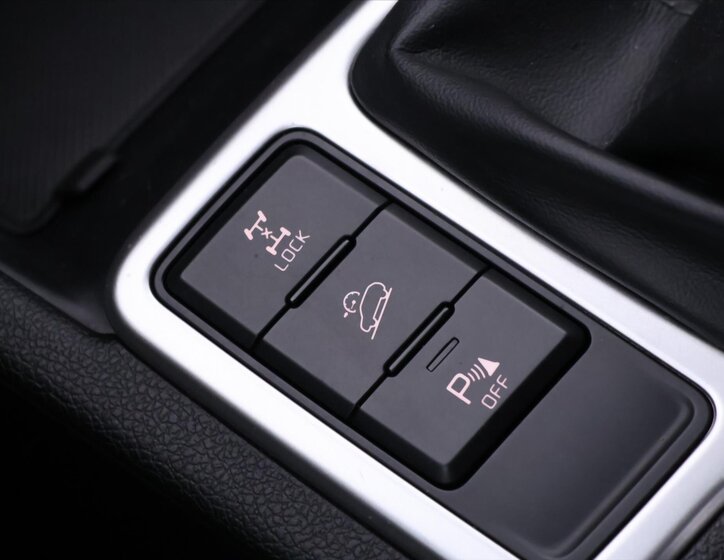 KIA Sportage SUV 2,0 l 136 kw