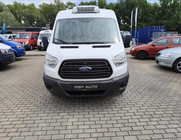 Ford Transit 9