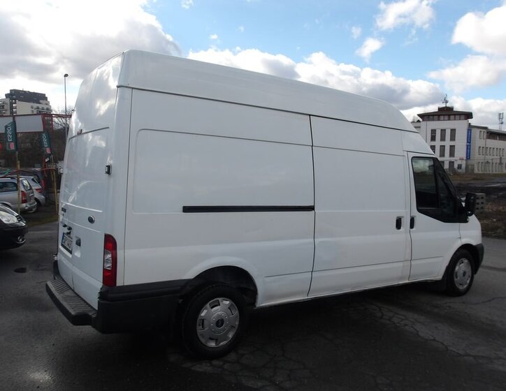 Ford Transit Skříň 2,2 l 74 kw