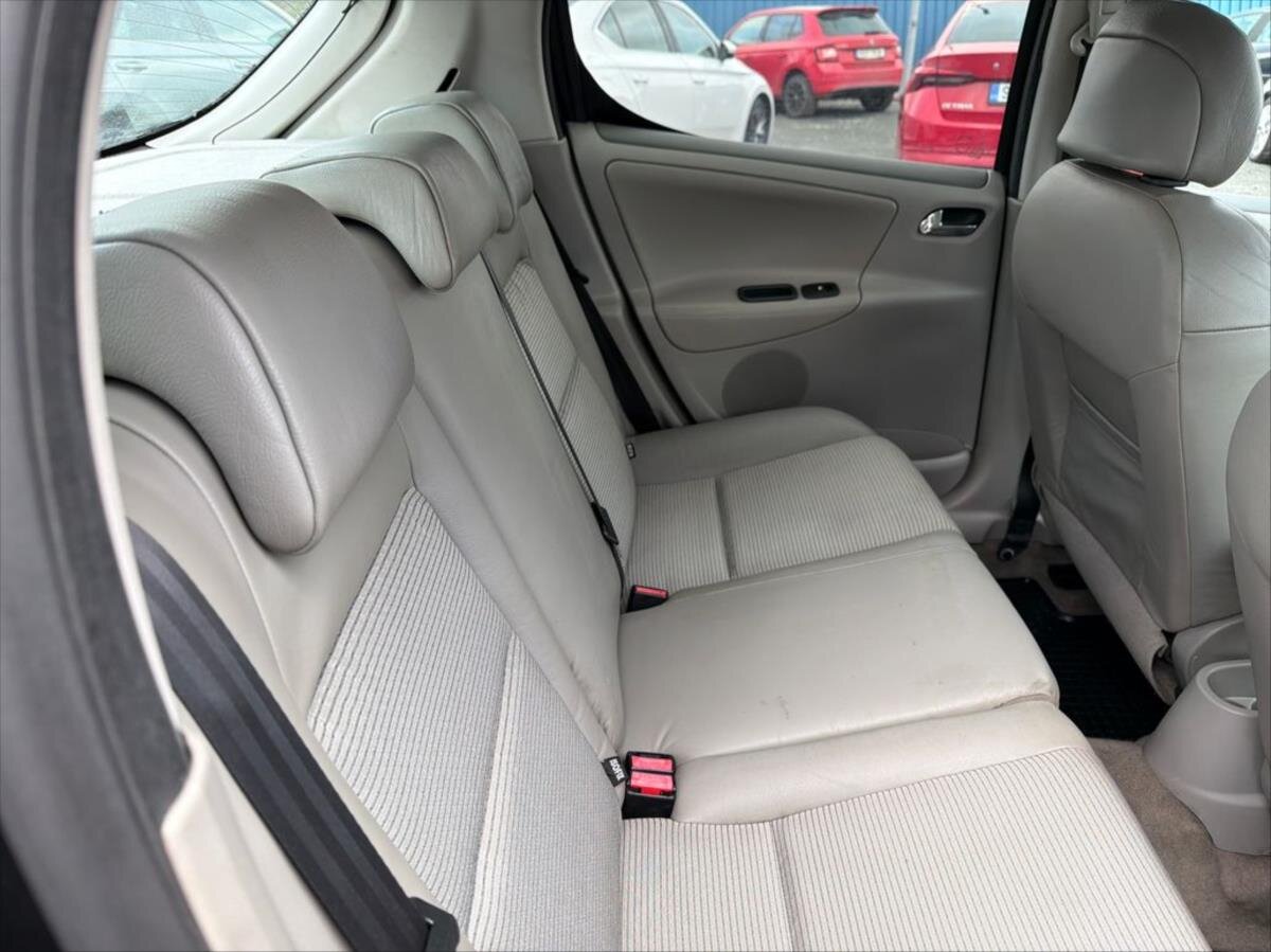 Peugeot 207 Hatchback 1,6 l 110 kw