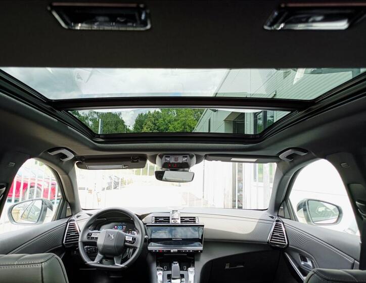 DS Automobiles DS7 Crossback 13