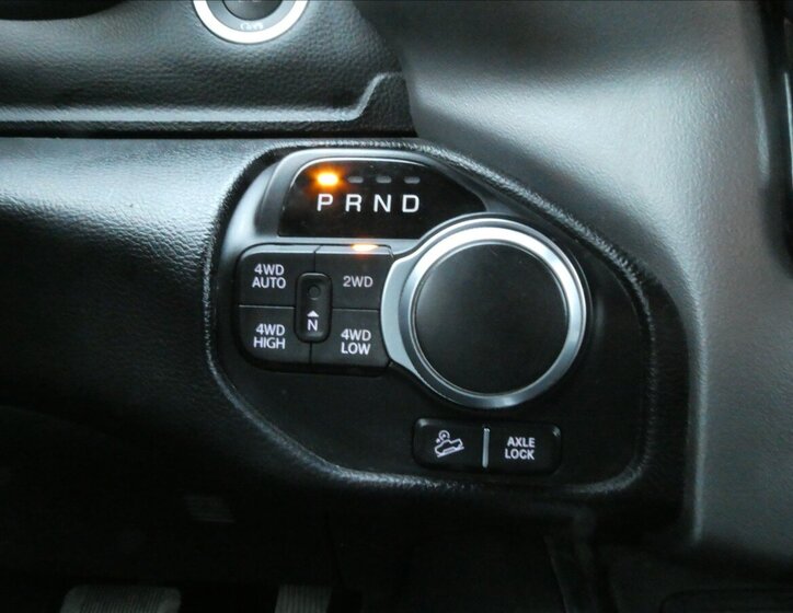 Dodge RAM 1500 Pick-up 5,7 l 295 kw