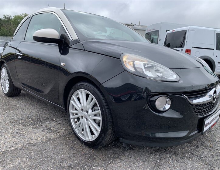Opel Adam Hatchback 1,4 l 64 kw