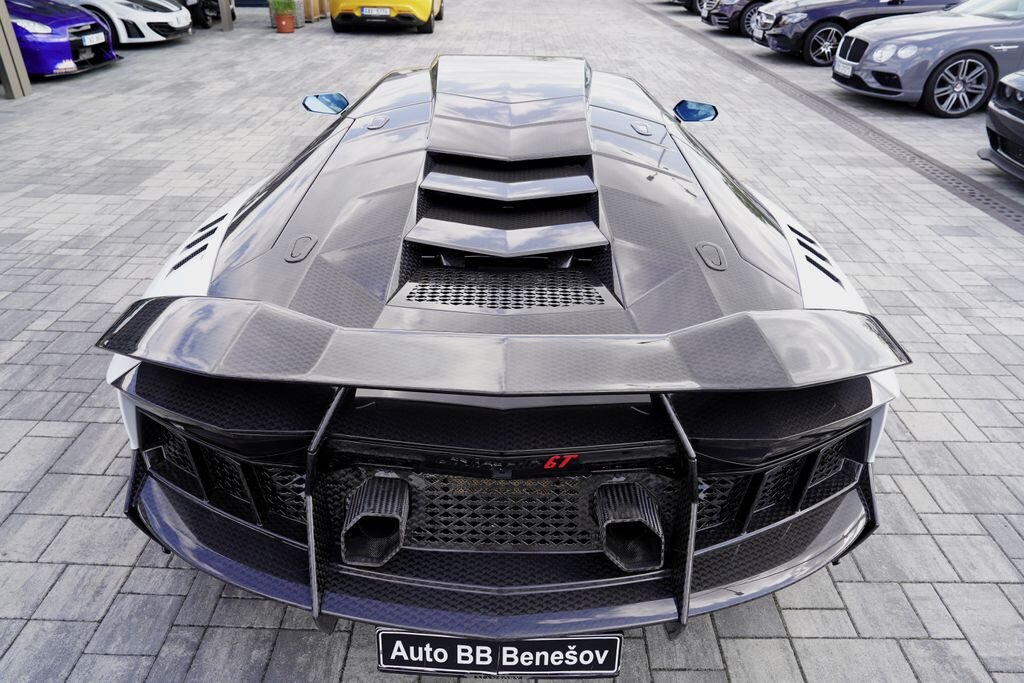 Lamborghini Aventador Kupé 6,5 l 1190 kw