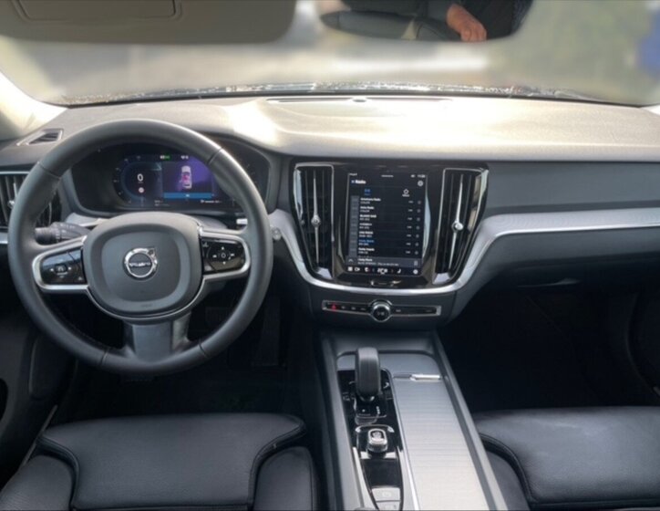 Volvo V60 Kombi 2,0 l 145 kw