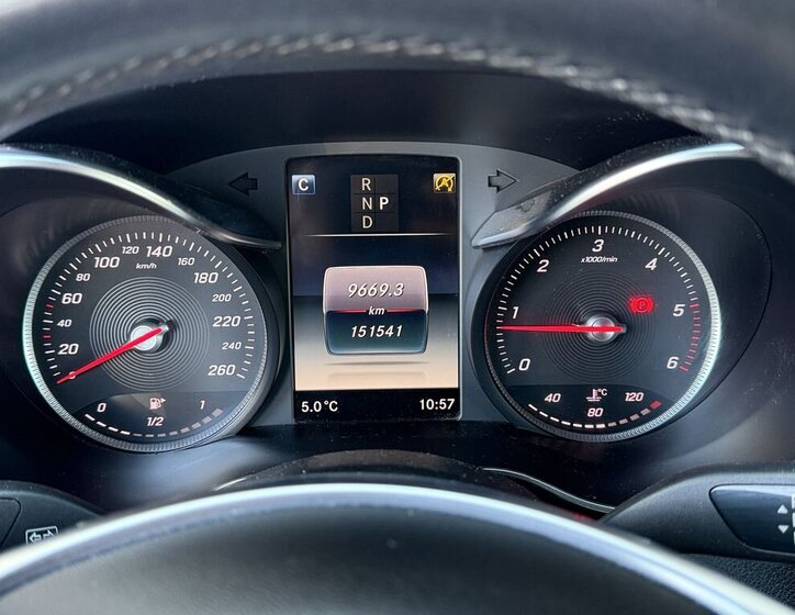 Mercedes-Benz Třídy C Kupé 2,1 l 150 kw