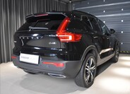 Volvo XC40 4