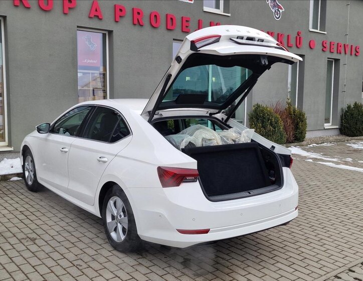 Škoda Octavia Sedan 1,5 l 110 kw