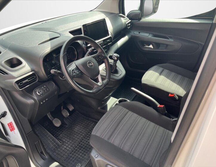 Opel Combo MPV 1,2 l 81 kw