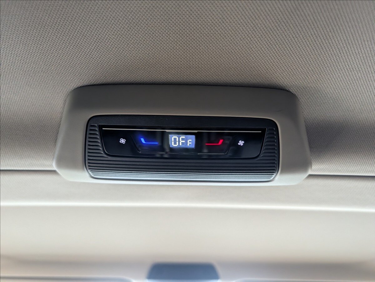 Volkswagen Multivan VAN-Minibus 0,0 130 kw